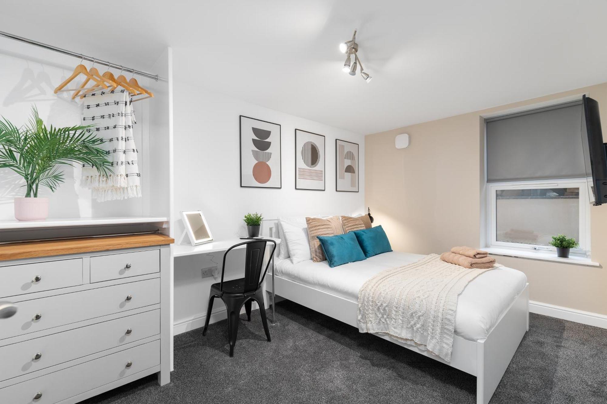 Luxury Lower-Level One Bed Apt Leeds  Exterior photo